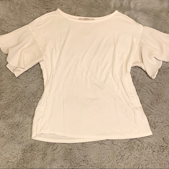 LOFT | White Flowy Tee - Picture 2 of 4